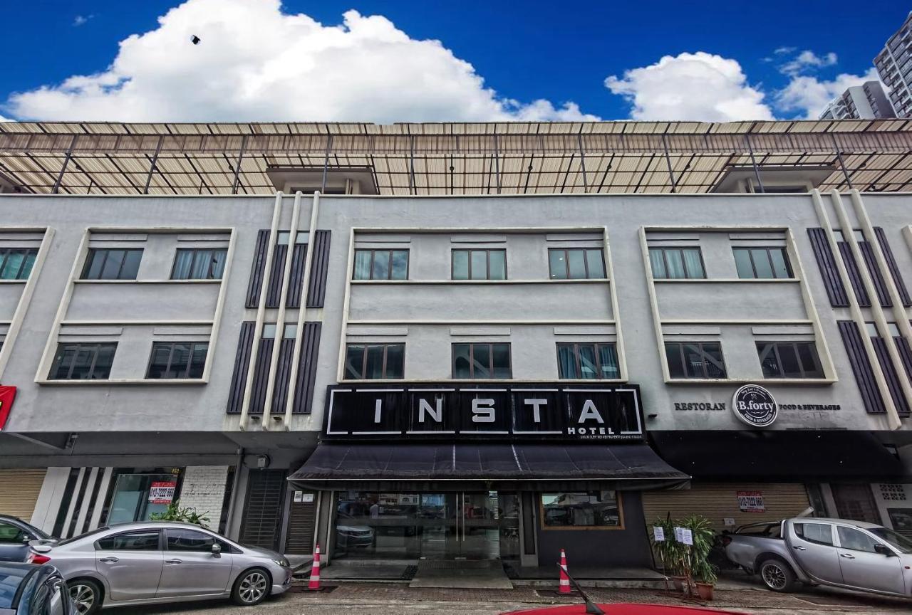 Insta Hotel Johor Bahru Exterior photo