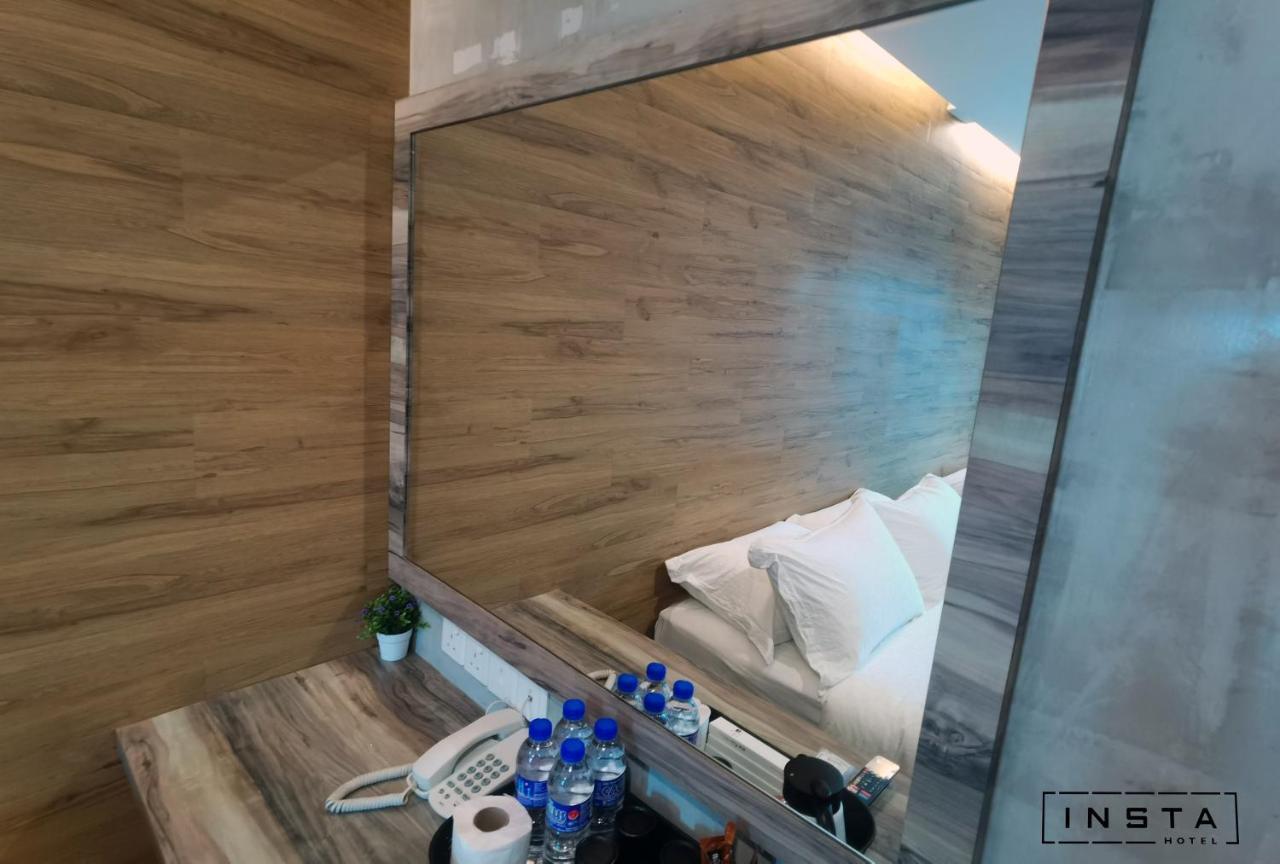 Insta Hotel Johor Bahru Exterior photo