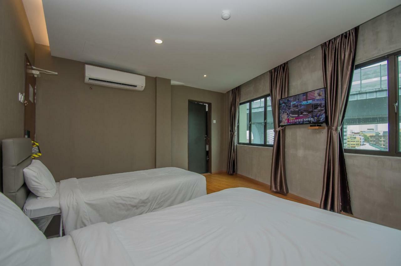 Insta Hotel Johor Bahru Exterior photo